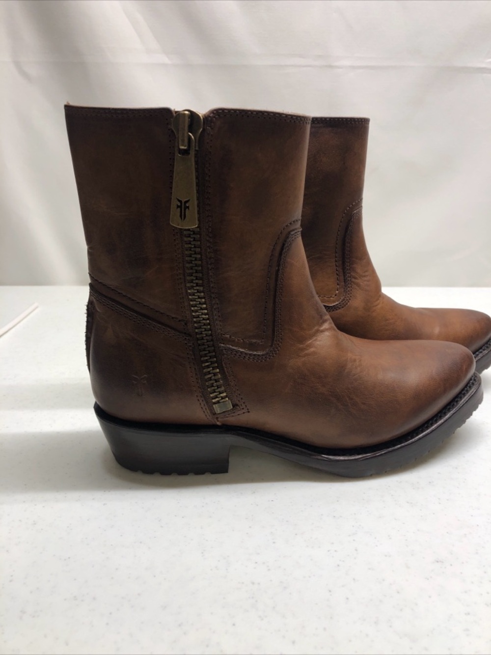 Frye Leather Billy Short Bark Color Boots Size 6M Women's NWOB